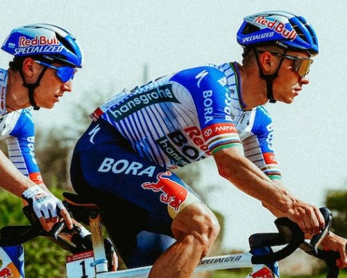 Proč bylo kolo Evenepoela na Dauphiné, když on sám chyběl? Tým musel vysvětlit nečekanou záhadu. Přípravu na Tour má netradiční...