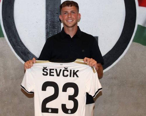 Fotbalové přestupy ONLINE: Ševčík do Legie, Pilař má nové angažmá