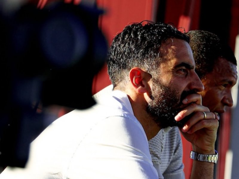 Amorim má na radaru už čtvrtého hráče Manchesteru United. Do AC Milán chce přivést i Mazraouiho