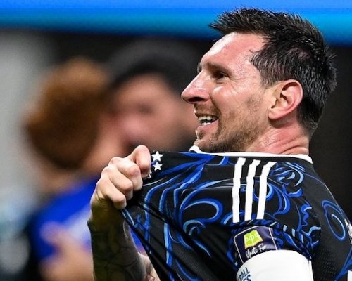 Proto je král, zní z ostrovů. Sám Messi překonal ve čtyřech statistikách všech 11 Angličanů a útočí na další nesmrtelný rekord