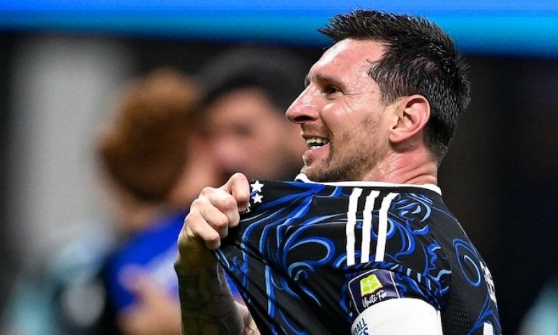 Proto je král, zní z ostrovů. Sám Messi překonal ve čtyřech statistikách všech 11 Angličanů a útočí na další nesmrtelný rekord