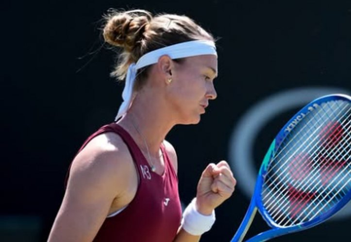 Bouzková se raduje z postupu do 3. kola Wimbledonu, Plíšková proti šampionce neuspěla