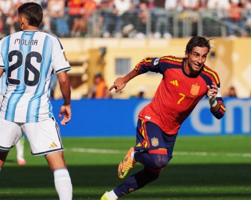 Španělé jsou mistry světa! Torres rozhodl v prodloužení, Argentina dohrávala v deseti