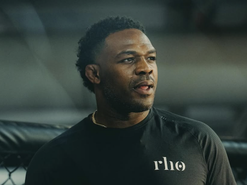 Jon Jones má jasno. Pereiru bych ukončil velmi rychle, tvrdí
