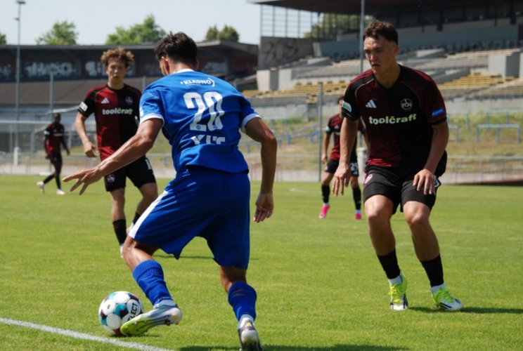 Kladno zbrojí na druhou ligu. Na začátku přípravy testuje tři hráče Sparty i mladíka Slavie