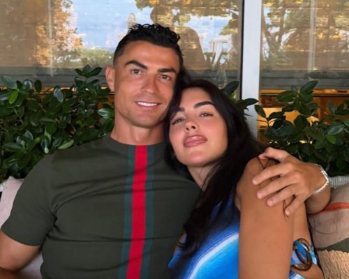 Stovky lidí čekaly na Ronaldovu svatbu. Z auta vystoupila úplně jiná nevěsta a Cristiano se dobře bavil