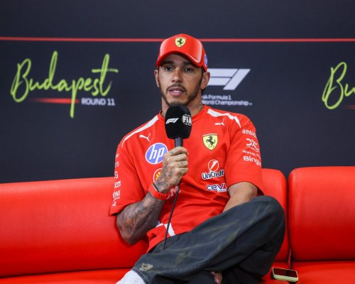 Hamilton chce vybičovat celé Ferrari. Na titul mu chybí padesát bodů
