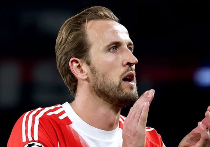 Barcelona, Tottenham i Manchester United si o něj řekli. Kaneova budoucnost se začíná vyjasňovat