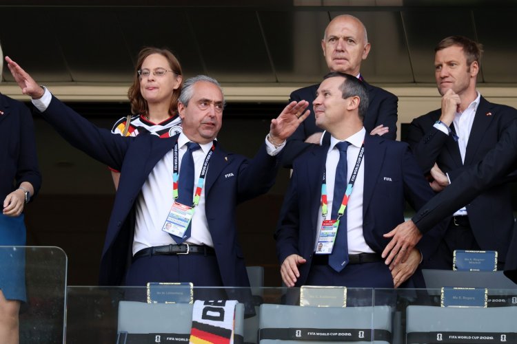 Projekt za 20 miliard dolarů, vzpoura konfederací a jeden konec. Co se ve FIFA odehrálo