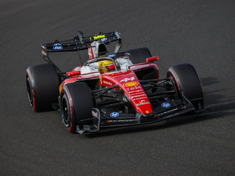 Ferrari přiznalo chybu v konstrukci SF-26. Nápravu má přinést muž z tábora rivalů