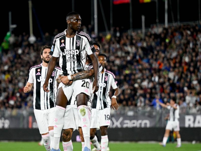 Stará dáma formuje nový útok. Do Juventusu zamířila nechtěná tvář PSG i vytoužený cíl Chelsea