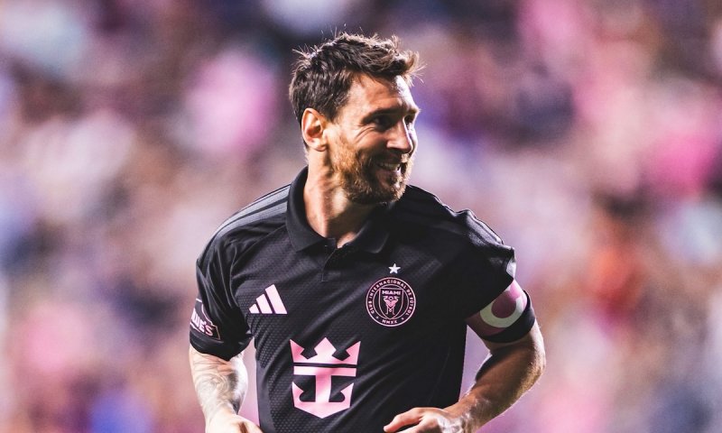 Messi poslal gól do nebe. Poprvé od smrti otce skóroval a dál stíhá exslávistu Musu