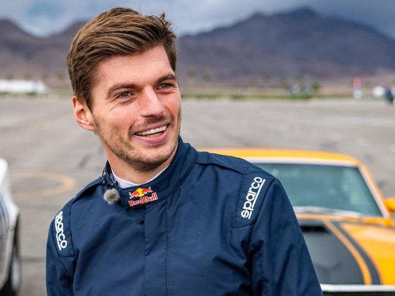 Verstappen podepsal do roku 2030. Uudržet si nejlepšího jezdce na startovním roštu je fantastické, mnou si ruce v Red Bullu