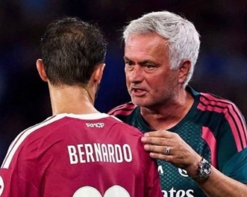 „Baví mě s ním pracovat." Mourinho vystavil stopku přestupu ofenzivní hvězdy