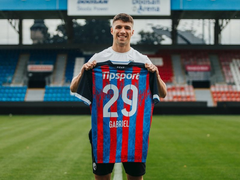 Den po postupu do Evropské ligy hlásí Plzeň dvě posily najednou. Jedna z nich čekala na Letné