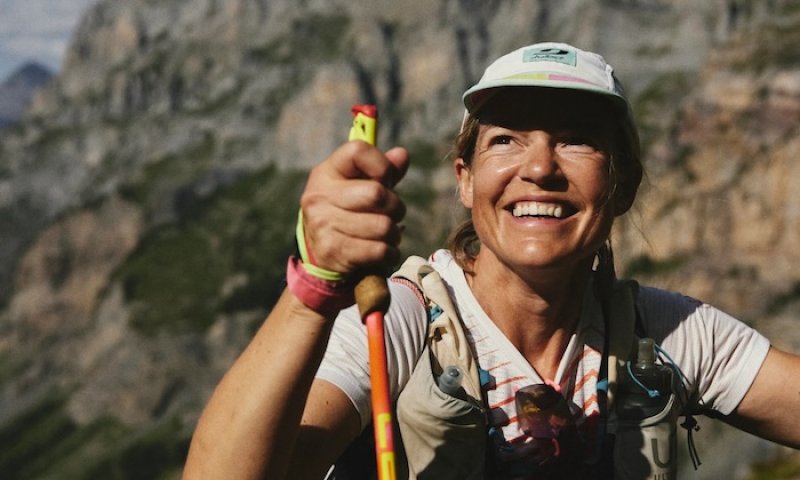 Everest dvanáctkrát za sebou a 2000 kilometrů za 29 dní? Novozélanďanka přepsala rekord legendárního přechodu Alpami