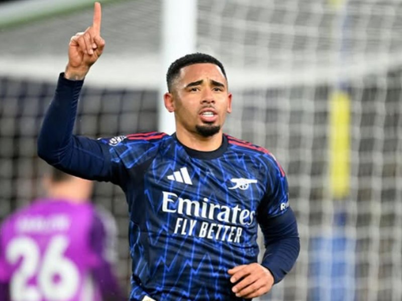 Překvapivé jméno do útoku. Barcelona je blízko podpisu střelce z londýnského Arsenalu