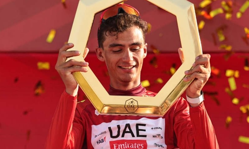 Nejdůležitější podpis roku? Pogačarův dědic Del Toro se zavázal UAE Team Emirates až do roku 2031