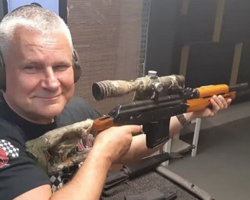 65letý Kajínek jde do ringu. Jméno jeho soupeře vyrazilo lidem dech