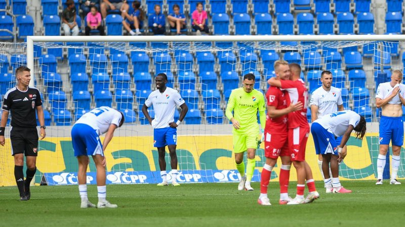 Zlatá píšťalka: faul na Jurečku měl být podle rubriky ještě větší než ten na Chorého