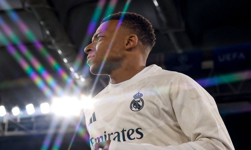 Mbappé už je před Messim! Francouz překonal historický milník a Real v Římě předvedl neuvěřitelné zmrtvýchvstání