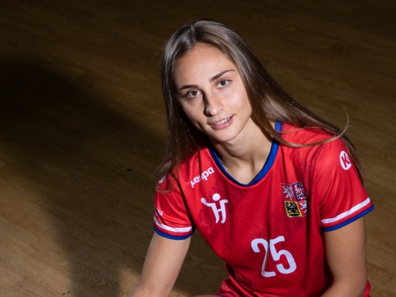 Bolesti jí převrátily život naruby. Bývalá česká reprezentantka našla naději v Barceloně, léčba stojí miliony