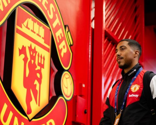 800 milionů liber dovnitř, 800 milionů ven. Kauza City připomněla finanční dědictví, které dusí Manchester United